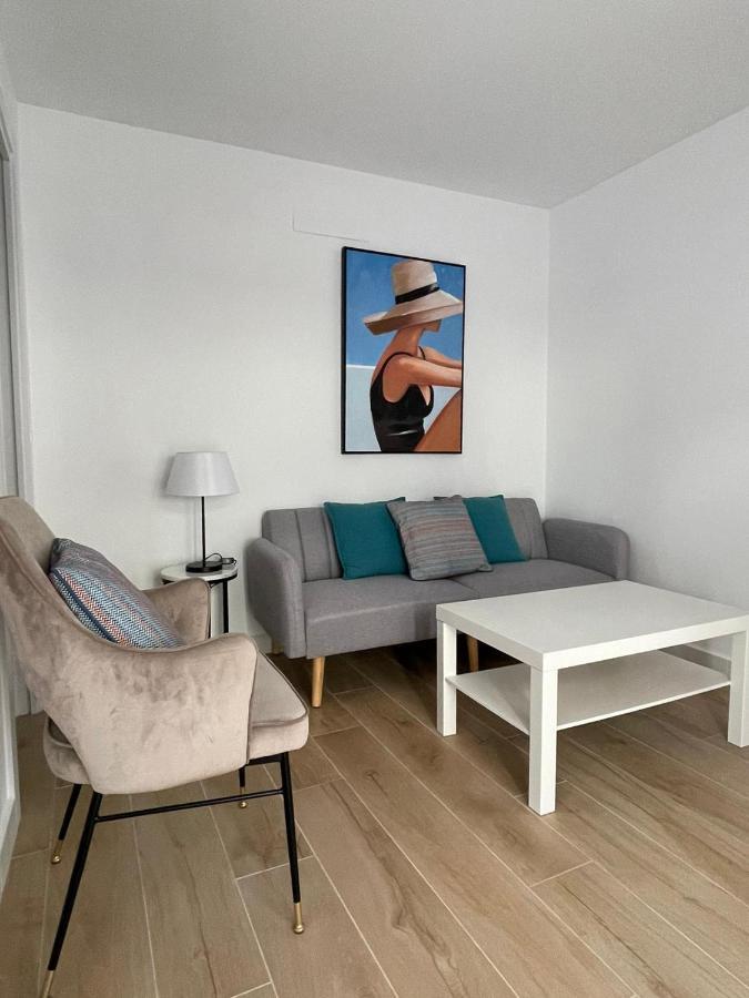 Apartamentos La Hormiga Deluxe Adra Exterior foto