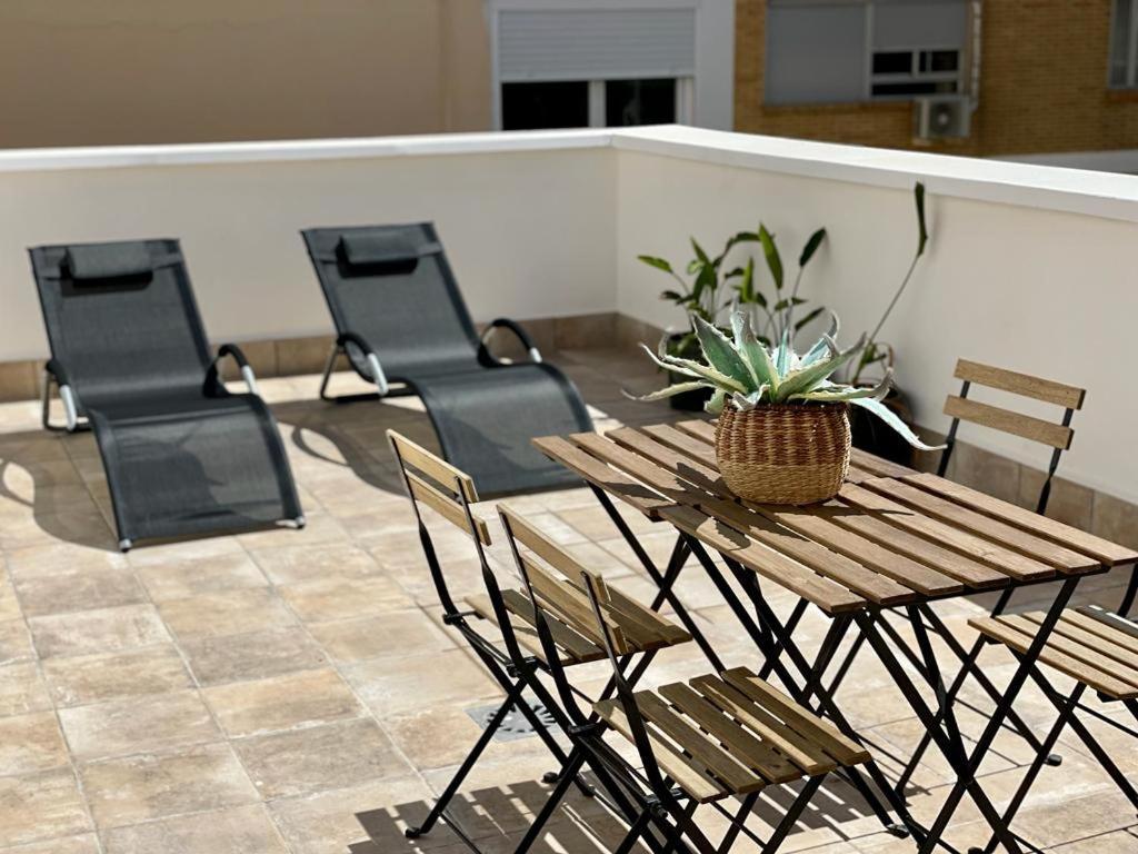 Apartamentos La Hormiga Deluxe Adra Exterior foto