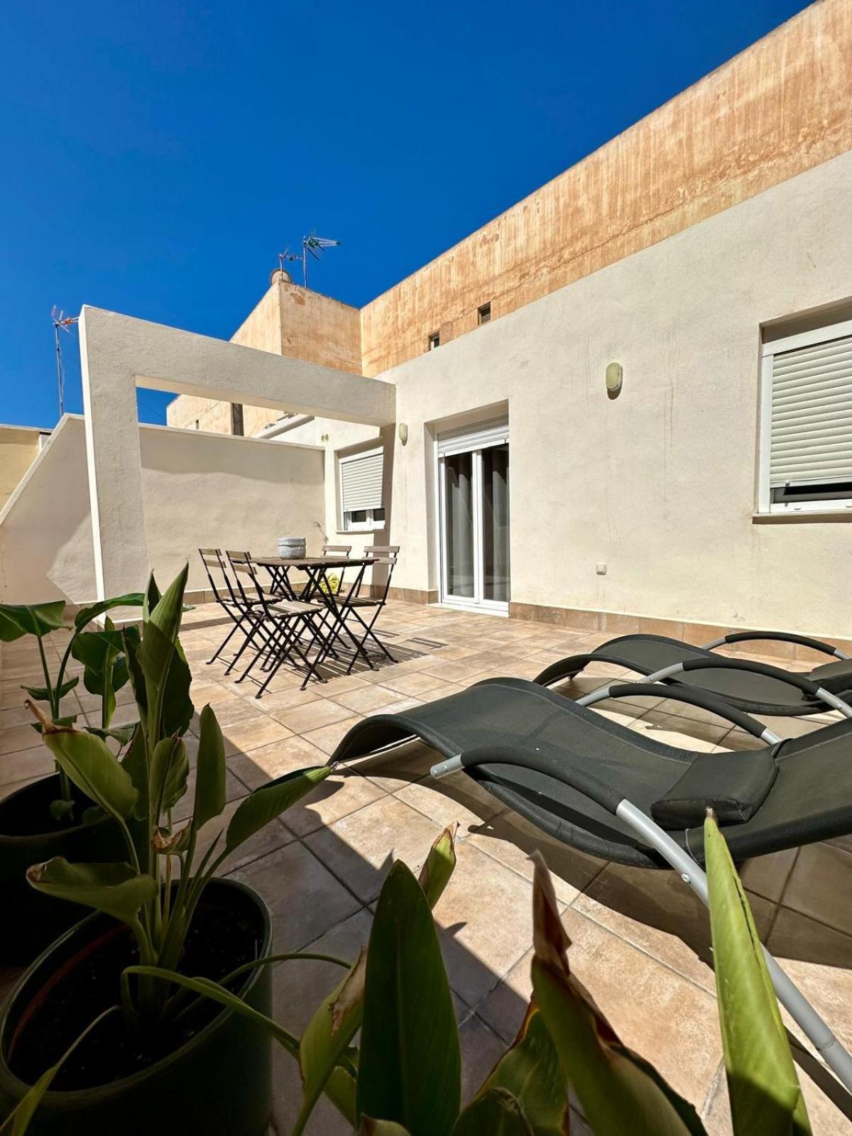 Apartamentos La Hormiga Deluxe Adra Exterior foto